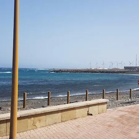 Muelle Konukevi 3*